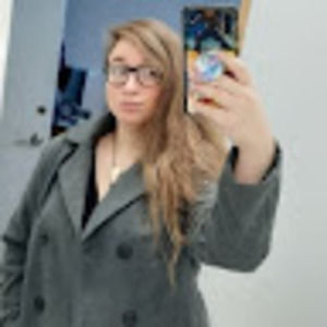 Meet your Posher, Cassandra